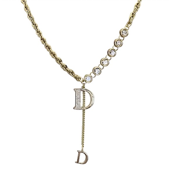 NEW! Shiny Gold Tone Drop Letter D Necklace with Cubic Zirconia Detail! - Picture 3 of 6